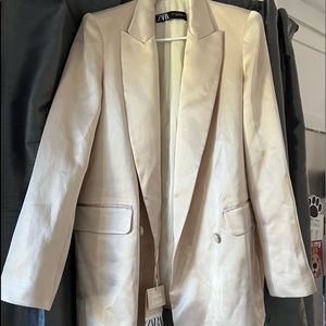 COPY - New oversized Zara Blazer ✨